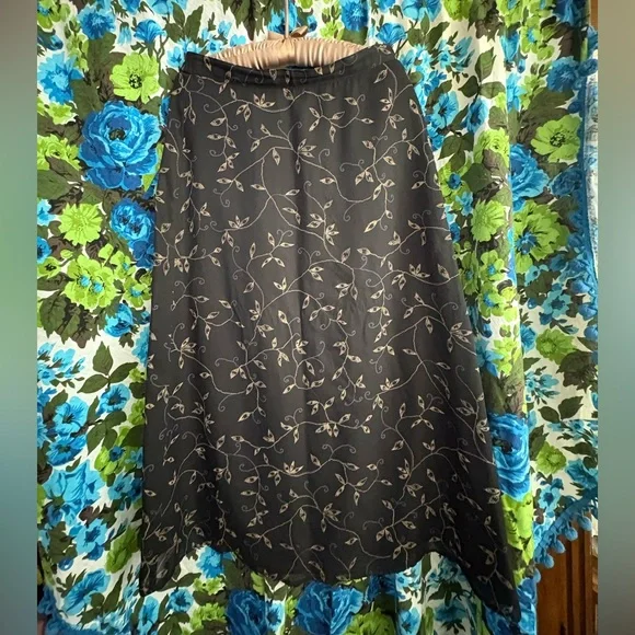 Whimsygoth midi black 90s skirt - Picture 2 of 7